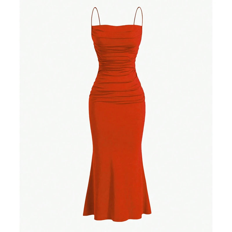 Vestido Longo Feminino Ajustado e Babado na Barra