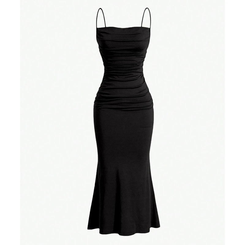 Vestido Longo Feminino Ajustado e Babado na Barra