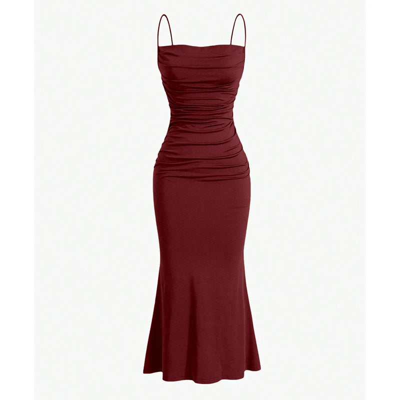 Vestido Longo Feminino Ajustado e Babado na Barra