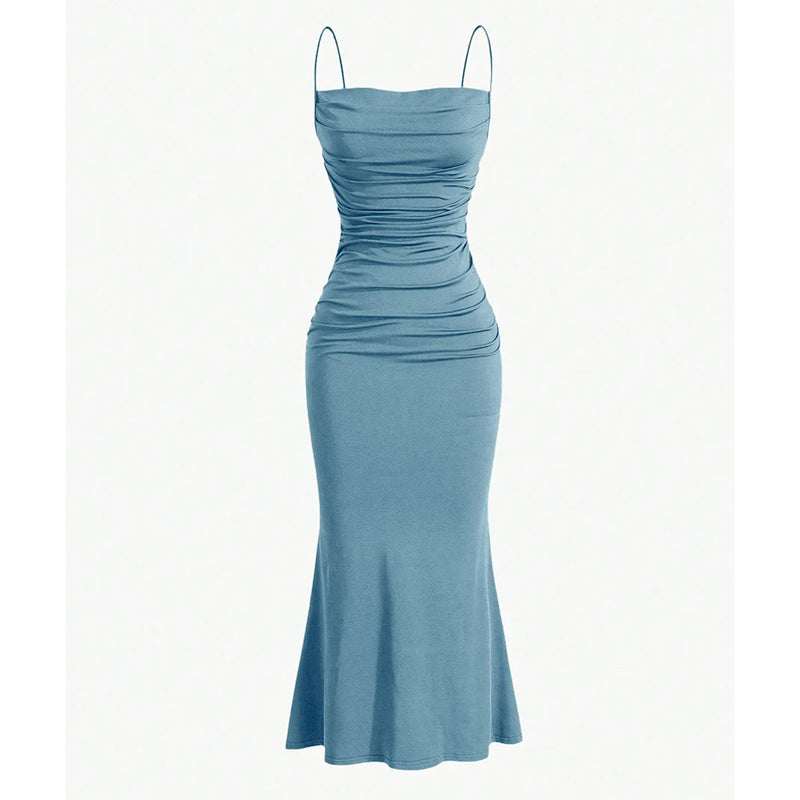 Vestido Longo Feminino Ajustado e Babado na Barra
