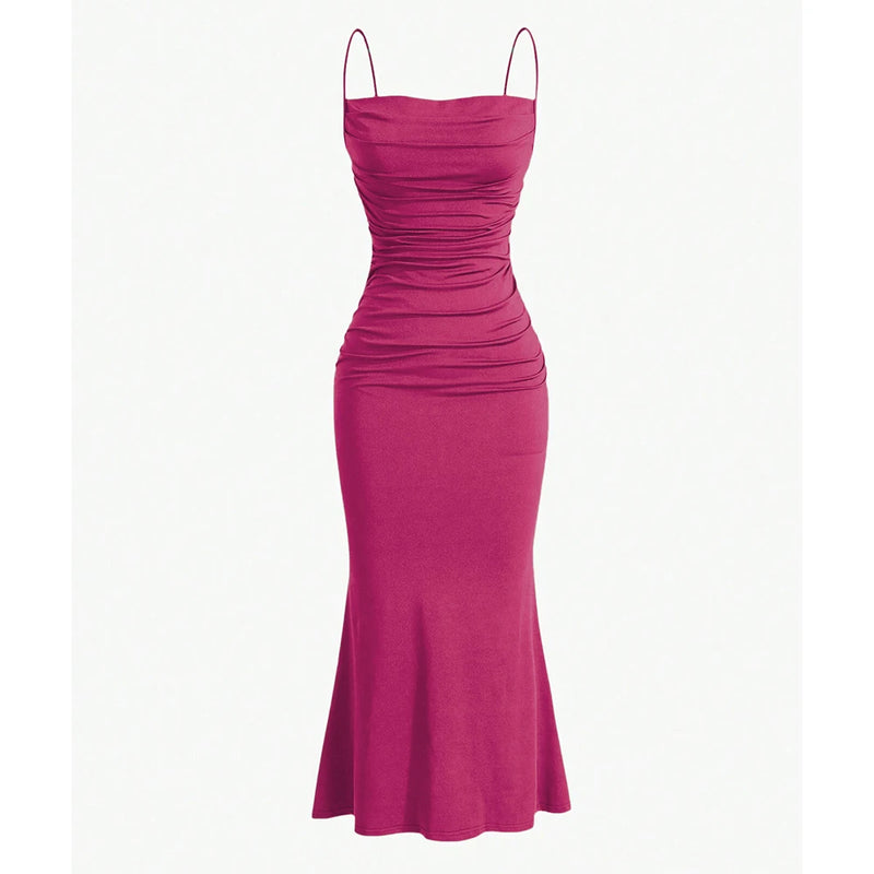 Vestido Longo Feminino Ajustado e Babado na Barra