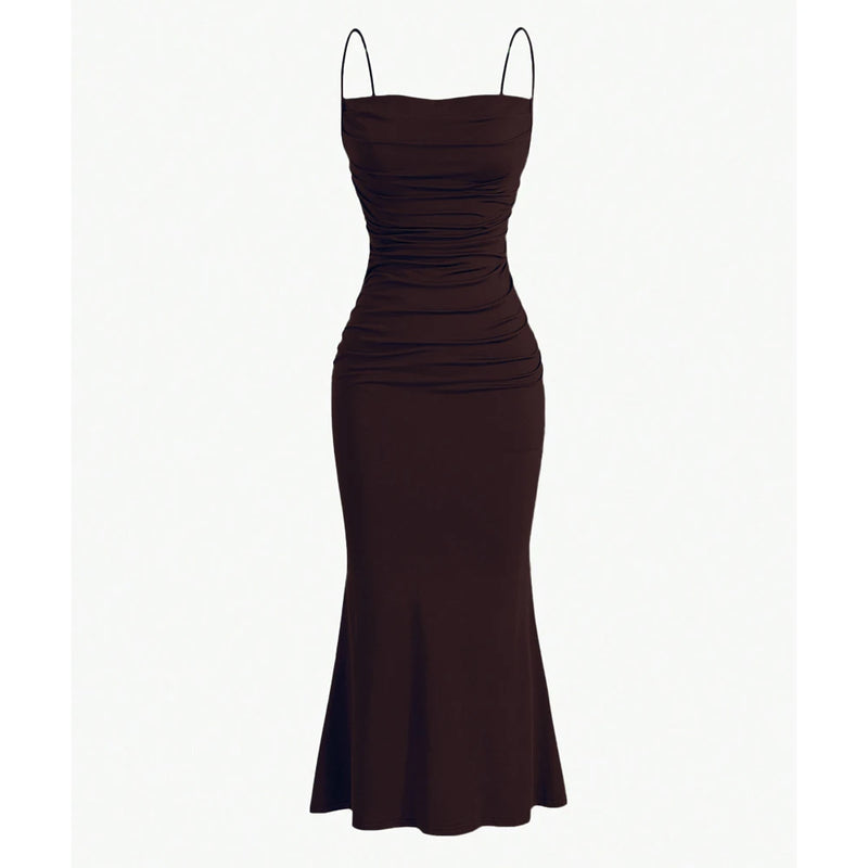 Vestido Longo Feminino Ajustado e Babado na Barra